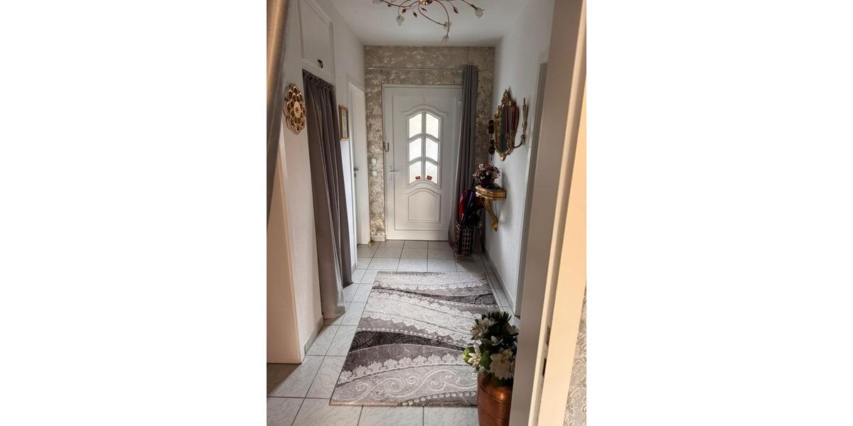 Bungalow Dortmund Brackel - 4.5 Zimmer, 100 m&sup2;, 330.000&euro; | Angebot:24538399