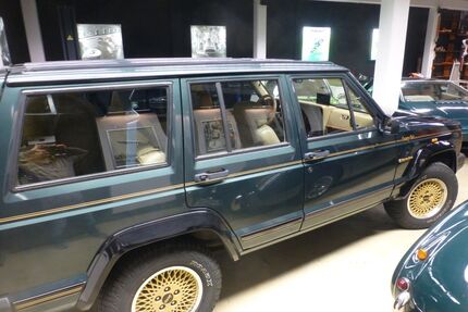 Jeep Cherokee 132.000 km 20.500 &euro; Unna 59425
