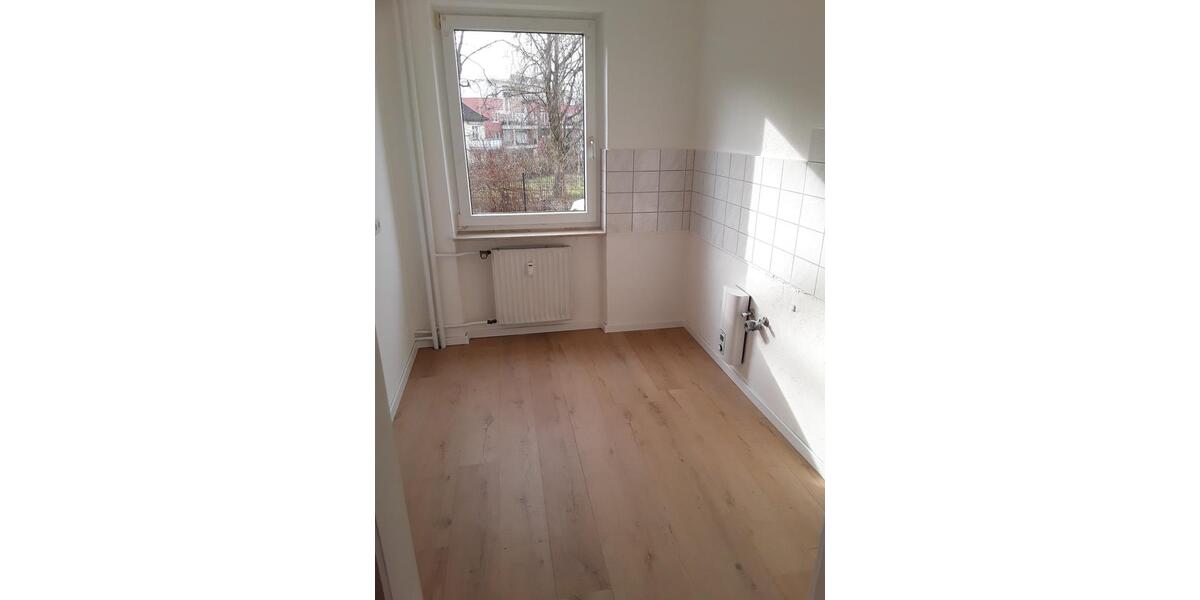 Erdgeschoßwohnung Hattingen Niederbonsfeld - 3 Zimmer, 60 m&sup2;, 135.000&euro; | Angebot:24877518