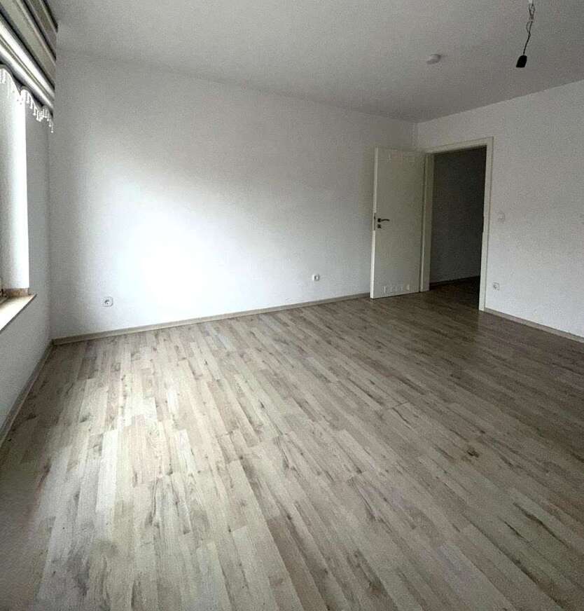 Wohnung zum Mieten in Hagen 300 € 45.75 m² 2 zimmer