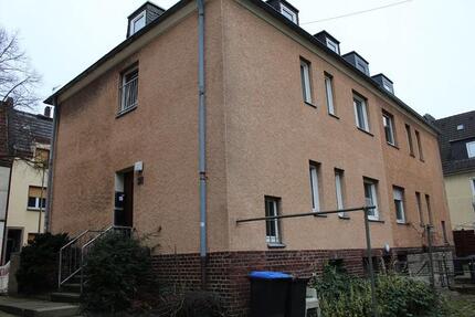 Hier wartet eine renovierte Wohnung auf Sie! zimmer