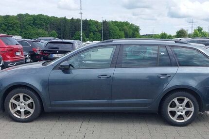 Skoda Octavia 113.245 km 12.600 &euro; Fröndenberg 58730