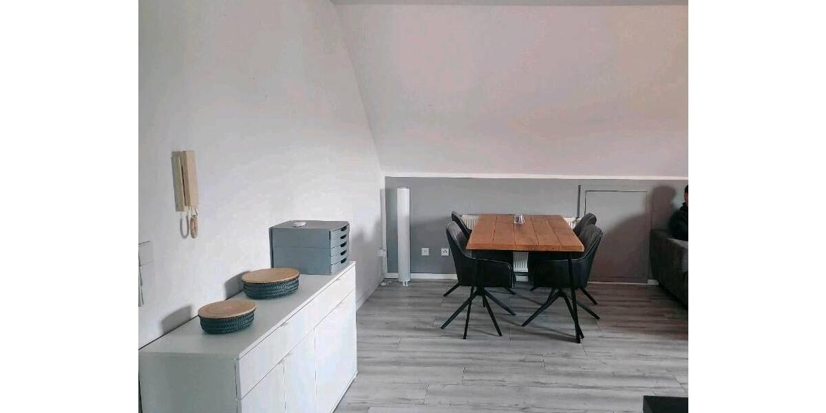 Dachgeschoßwohnung Dortmund Brackel - 3.5 Zimmer, 95 m&sup2;, 1.250&euro; | Angebot:26432429