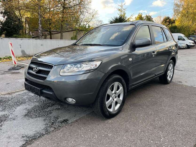 Hyundai SANTA FE 156.250 km 7.200 € Essen 45355