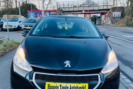 Peugeot 208 138.000 km 3.999 &euro; Dortmund 44147