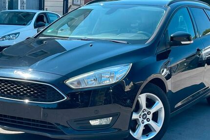 Ford Focus 67.519 km 7.850 &euro; Gelsenkirchen 45884