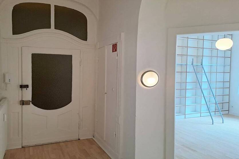 Rüttenscheider Herzblatt! Atmosphärische 3½-R.-Altbau-Wohnung im Erdgeschoss mit Terrasse