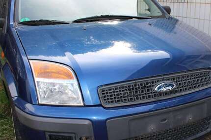 Ford Fusion 152.208 km 850 &euro; Iserlohn 58636