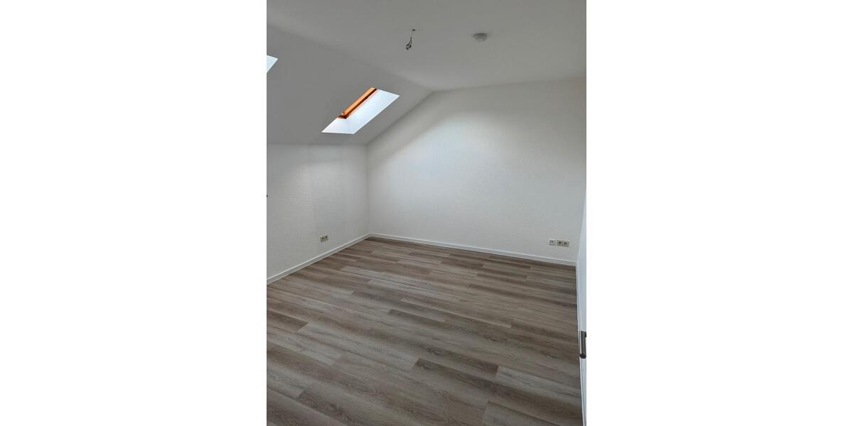 Dachgeschoßwohnung Gevelsberg - 2 Zimmer, 52 m&sup2;, 570&euro; | Angebot:24842432