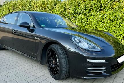 Porsche Panamera 69.808 km 39.799 &euro; Dortmund 44229