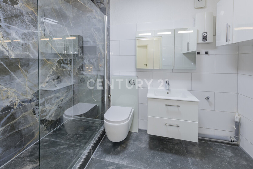 Stilvoll modernisiertes Wohnhighlight mit Balkon 3 zimmer