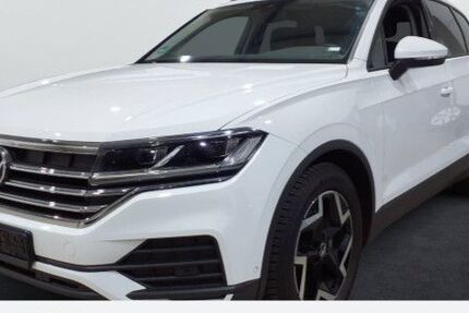 VW Touareg 35.010 km 51.290 &euro; Marl 45770