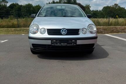 VW Polo 126.000 km 1.899 &euro; Unna 59425