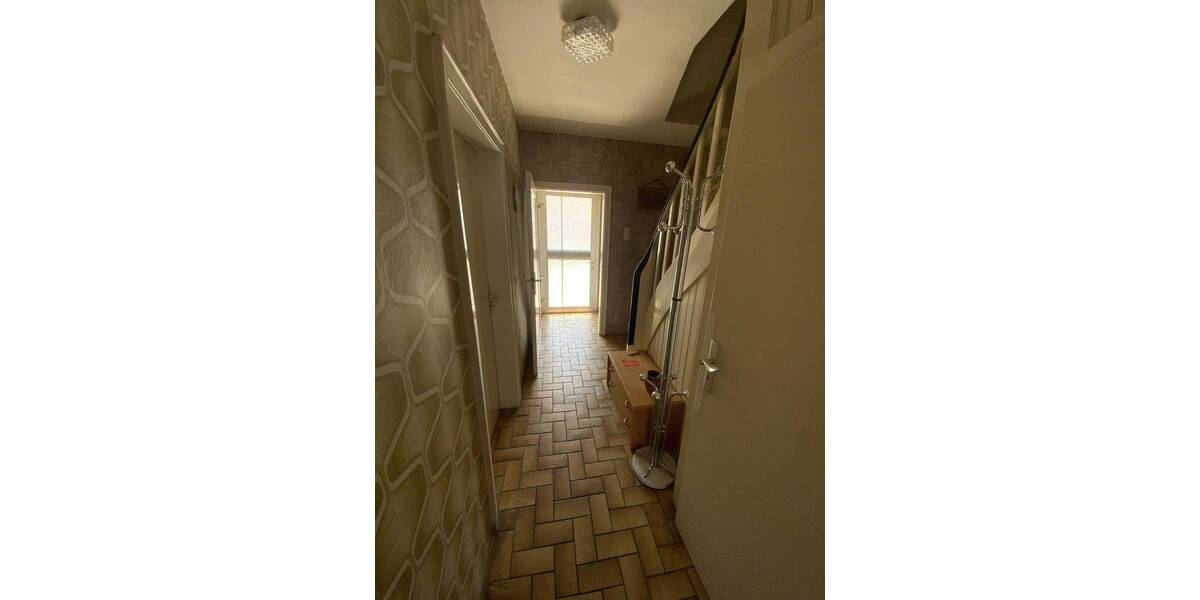 Reihenendhaus Lünen Alstedde - 7 Zimmer, 121 m&sup2;, 290.000&euro; | Angebot:22232531