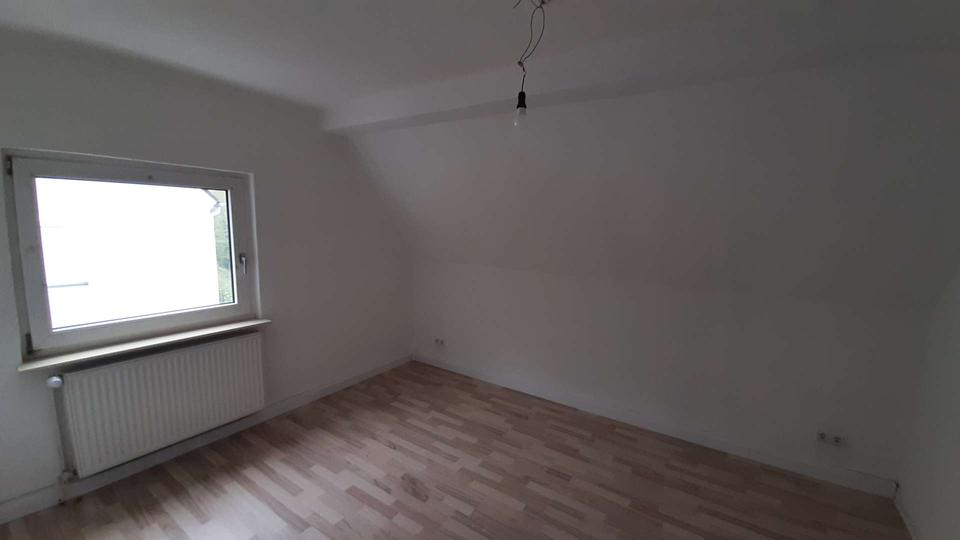 Etagenwohnung Altena - 4 Zimmer, 80 m&sup2;, 470&euro; | Angebot:23511594
