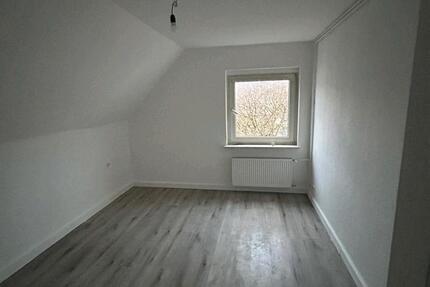 Wohnung Iserlohn Sümmern - 2.5 Zimmer, 50 m&sup2;, 420&euro; | Angebot:24687497