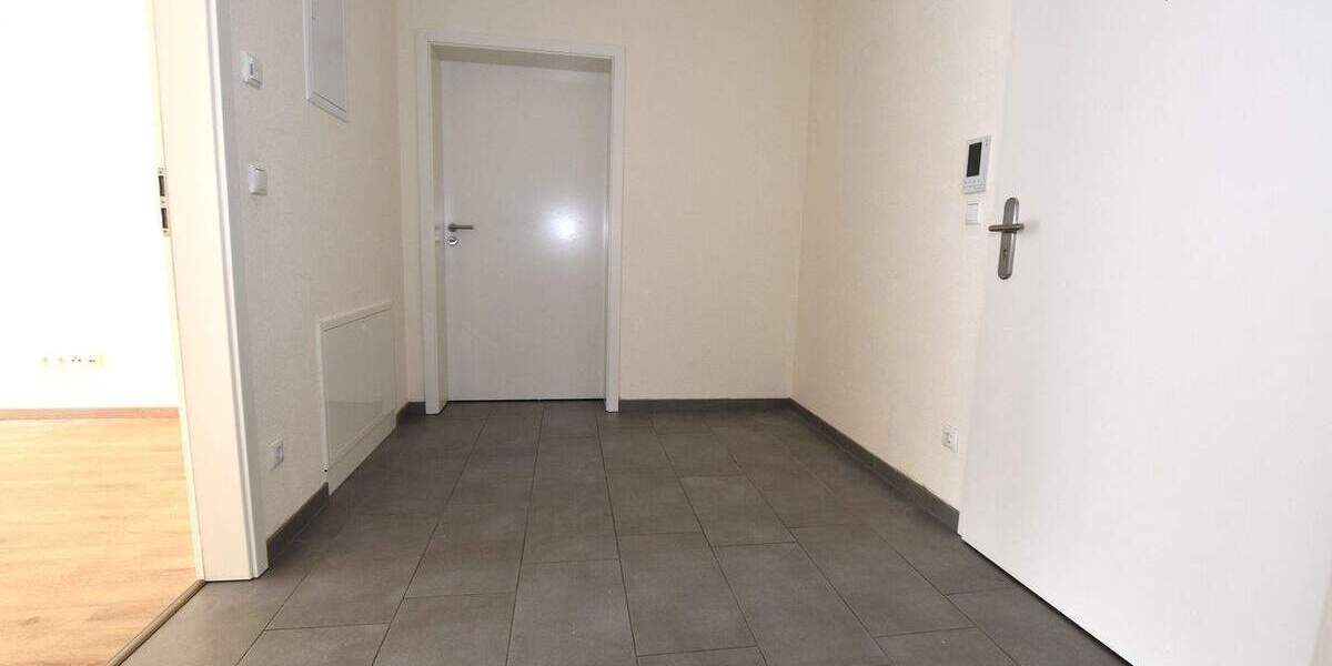 Etagenwohnung Hemer - 2 Zimmer, 83 m&sup2;, 995&euro; | Angebot:26155723