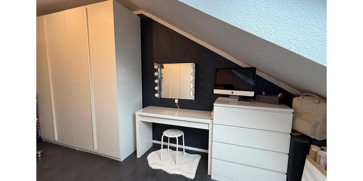 Dachgeschoßwohnung Castrop-Rauxel Becklem - 3.5 Zimmer, 86 m&sup2;, 250.000&euro; | Angebot:23274459