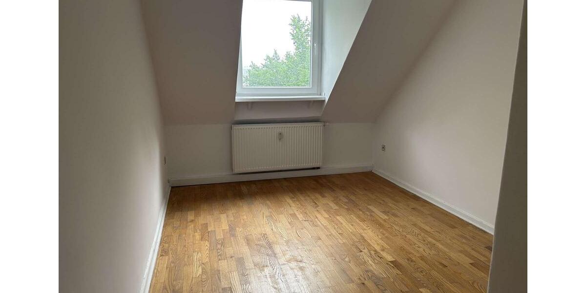 Dachgeschoßwohnung Dortmund Gartenstadt - 2 Zimmer, 63 m&sup2;, 500&euro; | Angebot:21693308