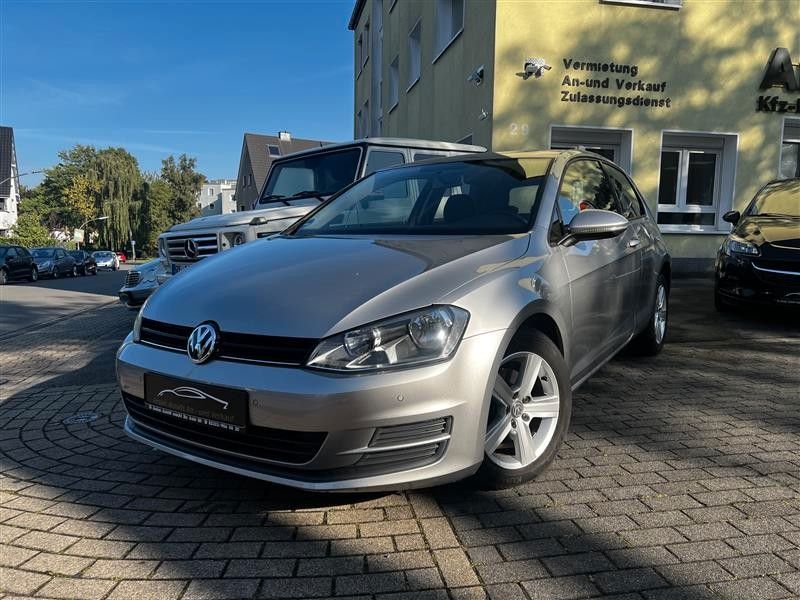 VW Golf 81.896 km 8.490 € Herne 44625