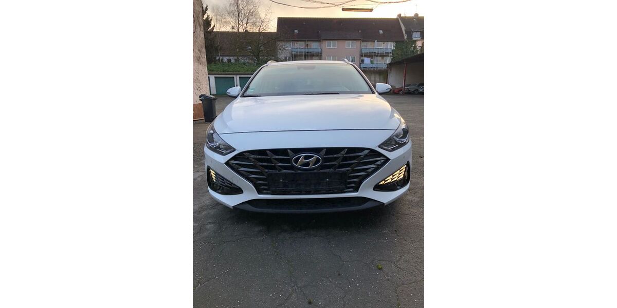 Hyundai i30 233.446 km 8.747 &euro; Gelsenkirchen 45888