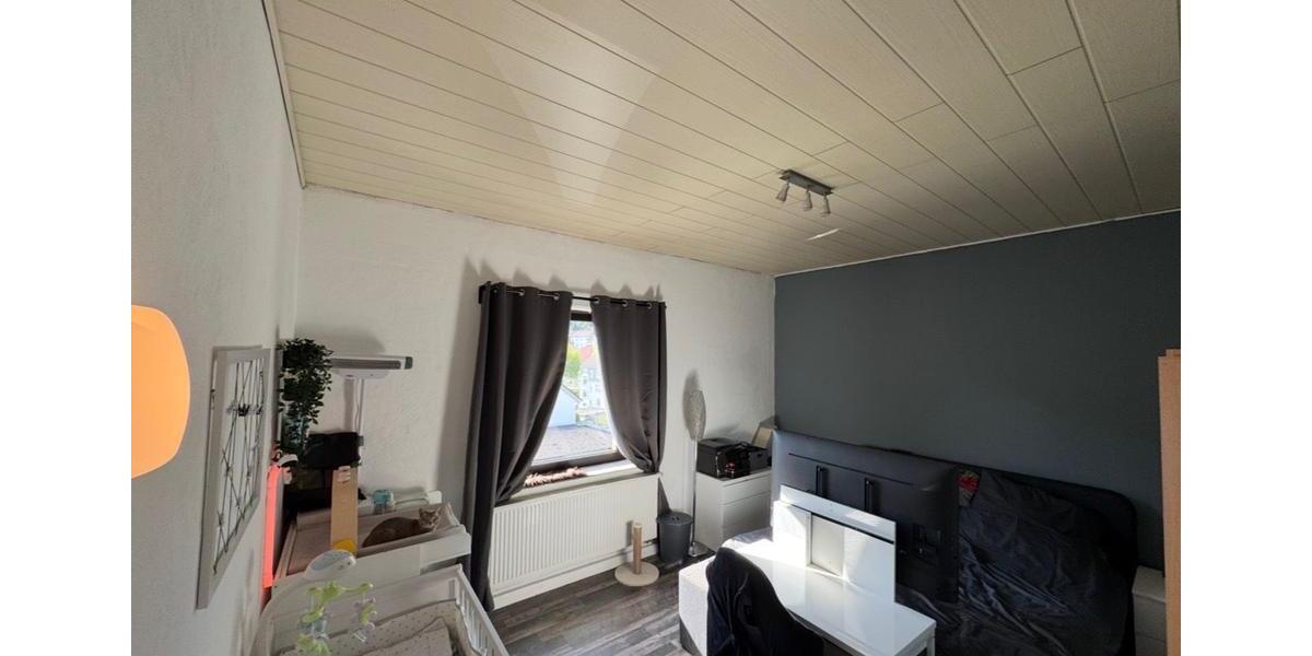 Etagenwohnung Ennepetal - 3 Zimmer, 90 m&sup2;, 450&euro; | Angebot:24839214