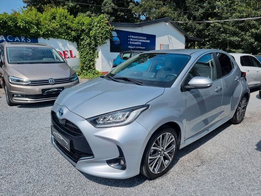 Yaris