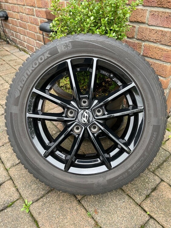 Hyundai i30plus 24.844 km 18.990 € Hamm 59065