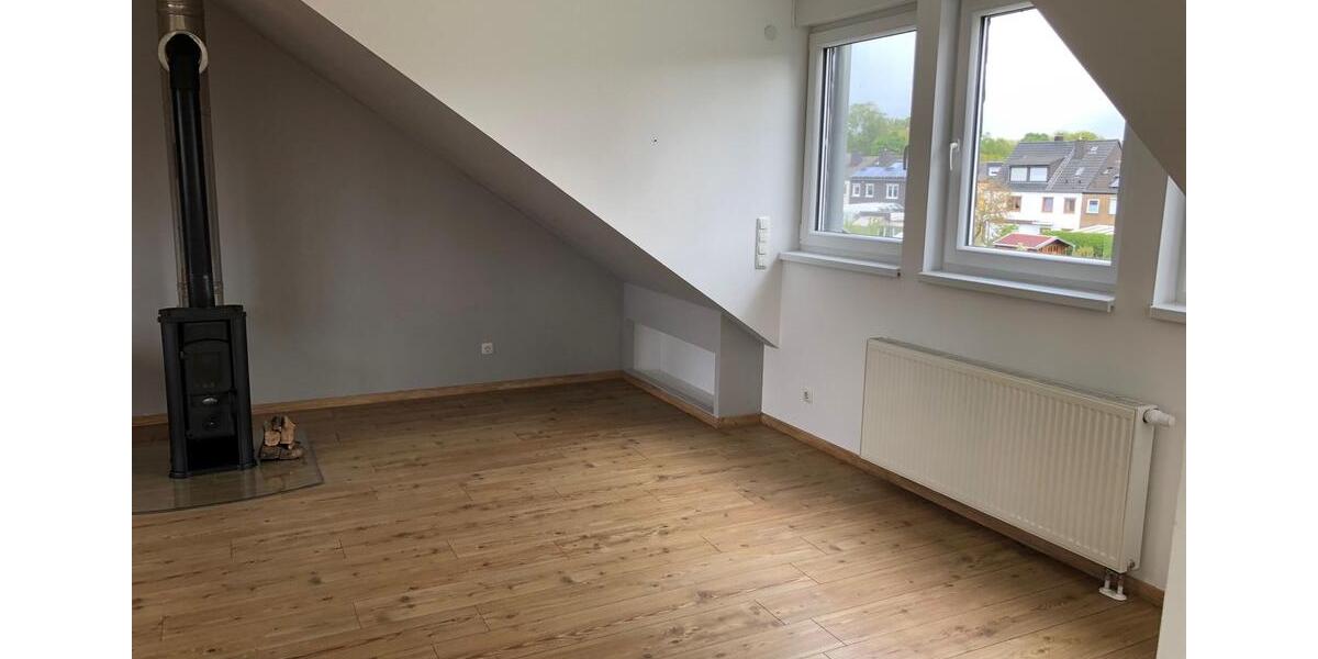 Dachgeschoßwohnung Dortmund Mengede - 3 Zimmer, 78 m&sup2;, 800&euro; | Angebot:24841422