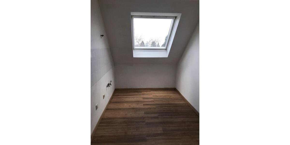 Dachgeschoßwohnung Dortmund Hörde - 1.5 Zimmer, 43 m&sup2;, 125.000&euro; | Angebot:26380328