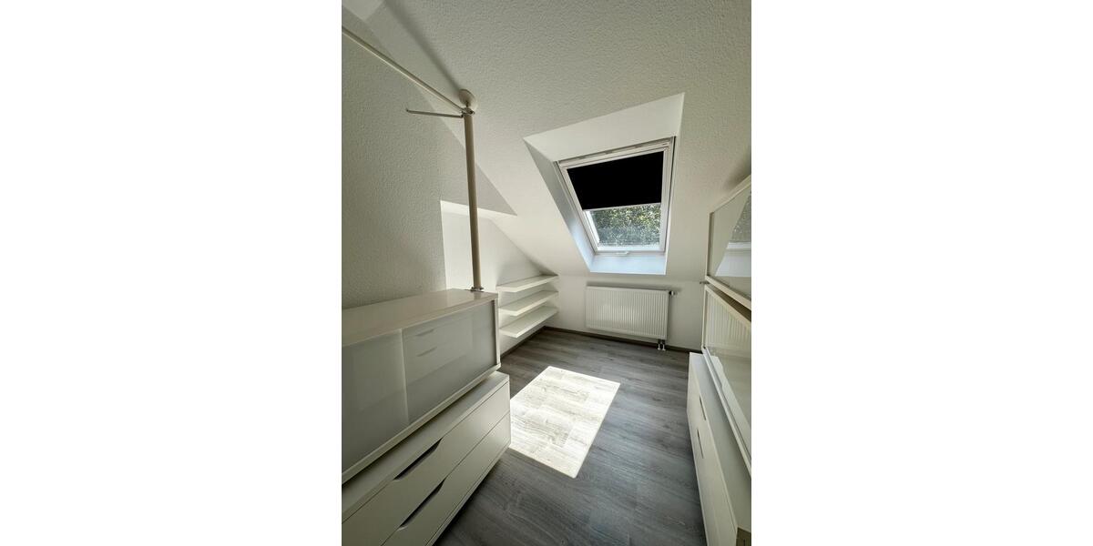 Dachgeschoßwohnung Ennepetal - 3.5 Zimmer, 115 m&sup2;, 295.000&euro; | Angebot:27198280