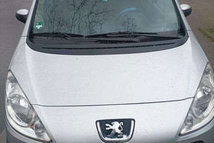 Peugeot 1007 182.500 km 2.500 &euro; Dortmund 44339