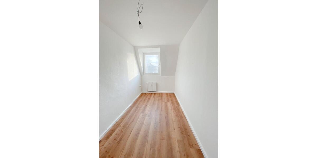 Dachgeschoßwohnung Dortmund Innenstadt Nord - 3.5 Zimmer, 105 m&sup2;, 920&euro; | Angebot:24780680