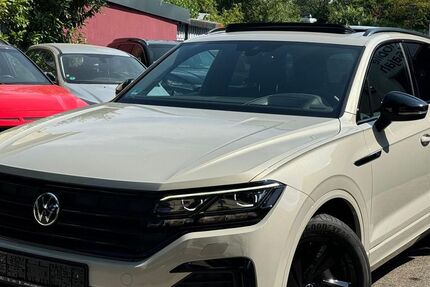 VW Touareg 87.000 km 54.850 &euro; Castrop-Rauxel 44575