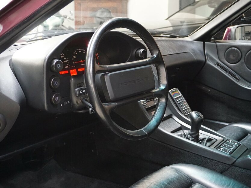 Porsche 928 GT ESSD Leder Klima Deutsches Fahrzeug 99.548 km 58.900 € Wuppertal 42327