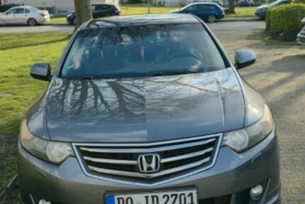 Honda Accord 190.600 km 9.500 &euro; Dortmund 44369