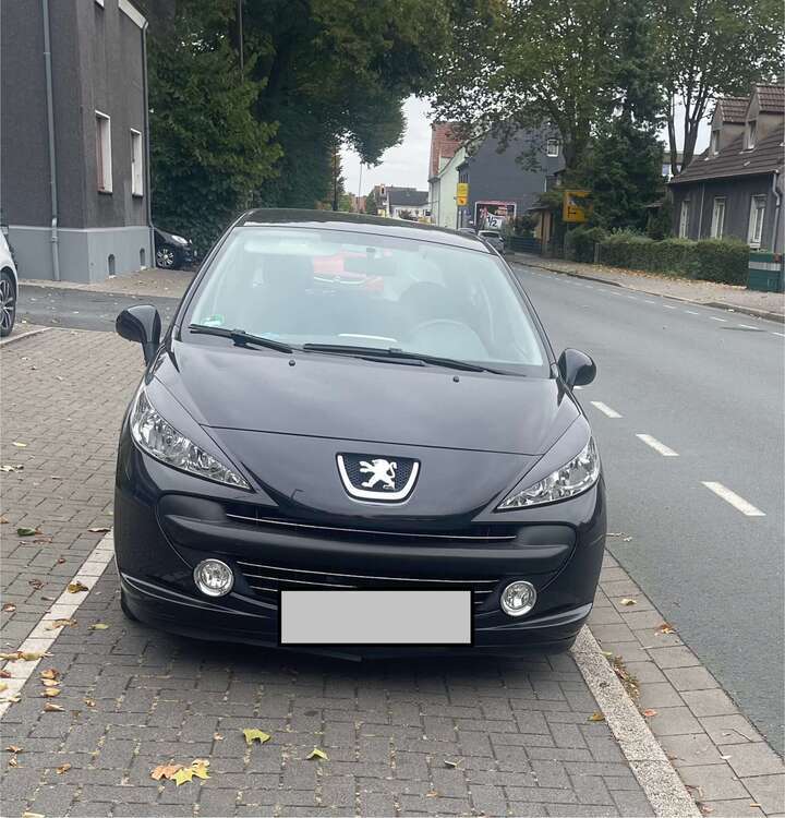 Peugeot 207 141.000 km 3.500 € Bergkamen 59192