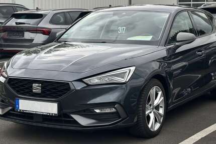 Seat Leon 24.735 km 20.890 &euro; Castrop-Rauxel 44579