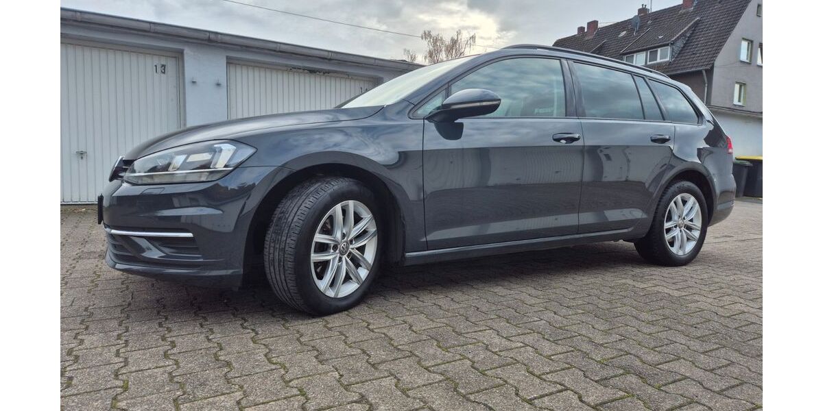 VW Golf 212.650 km 9.200 &euro; Lünen 44532