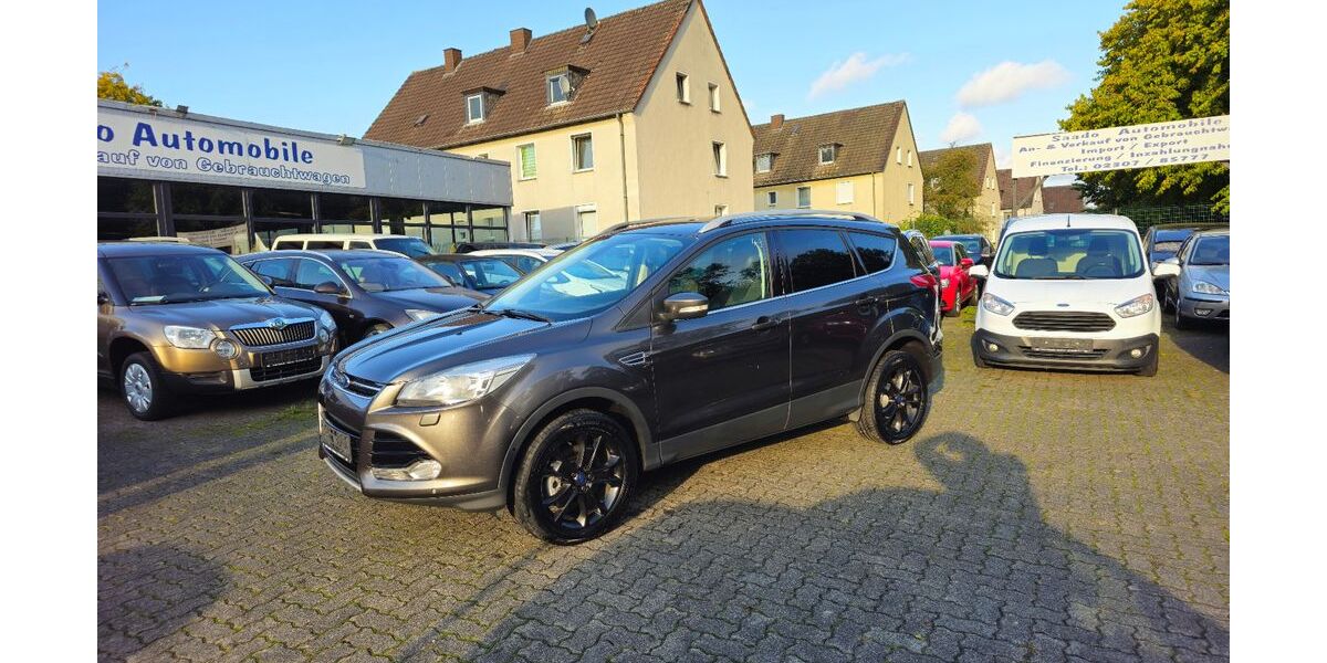 Ford Kuga 221.918 km 7.790 &euro; Bergkamen 59192
