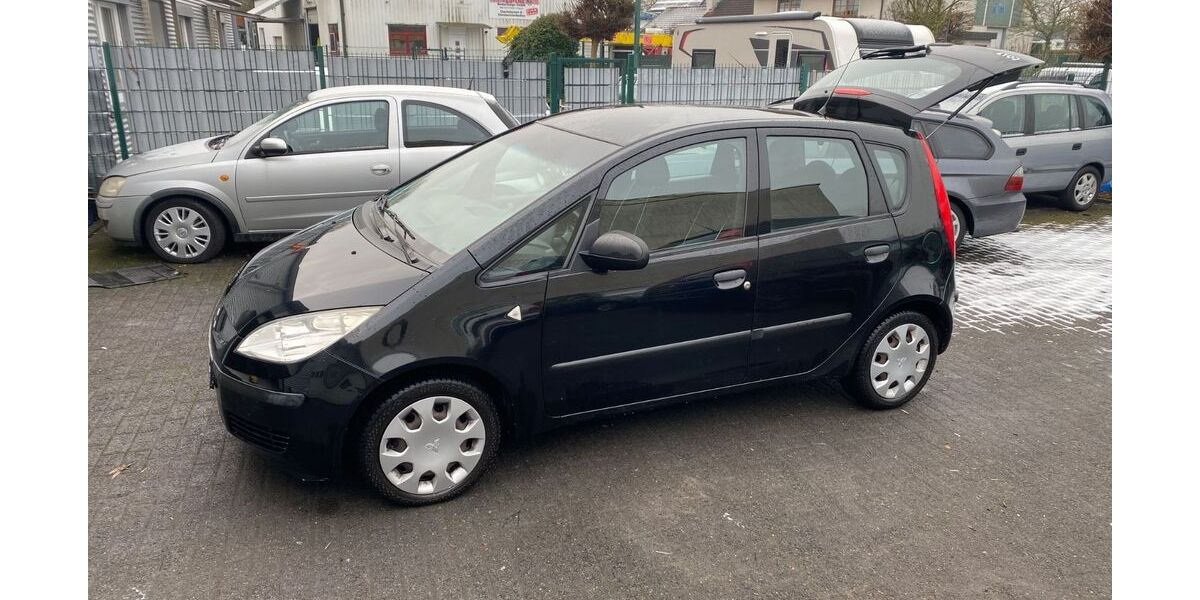 Mitsubishi Colt 201.000 km 1.399 &euro; Herten 45701