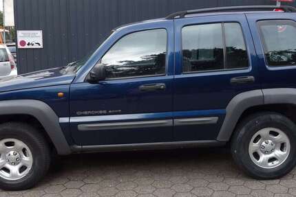 Jeep Cherokee 190.000 km 4.999 &euro; Herne 44653