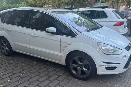 Ford S-Max 311.700 km 4.998 &euro; Lünen 44536
