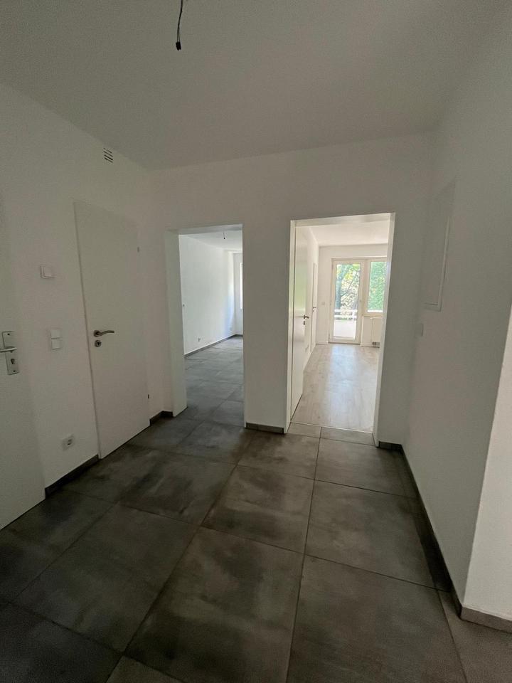 sanierte 3- Zimmer-Wohnung mit Balkon ! zimmer