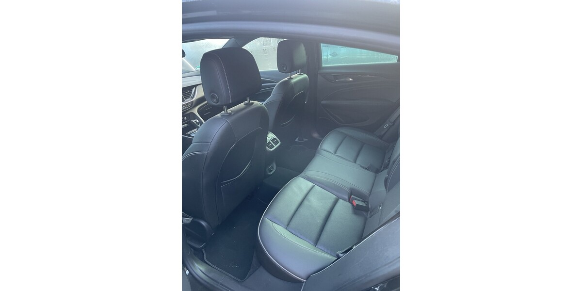 Opel Insignia 144.289 km 12.350 € Hagen 58095