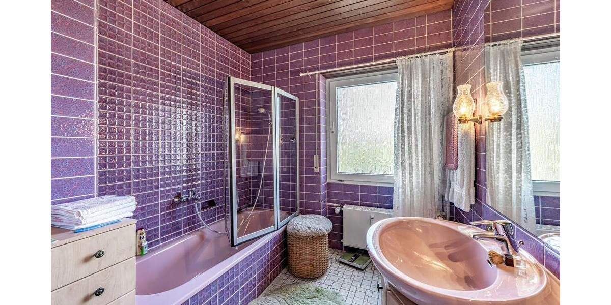 Mehrfamilienhaus, Wohnhaus Sprockhövel Haßlinghausen - 8 Zimmer, 206 m&sup2;, 480.000&euro; | Angebot:25731463