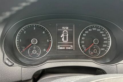 Seat Alhambra 242.000 km 8.900 &euro; Unna 59425