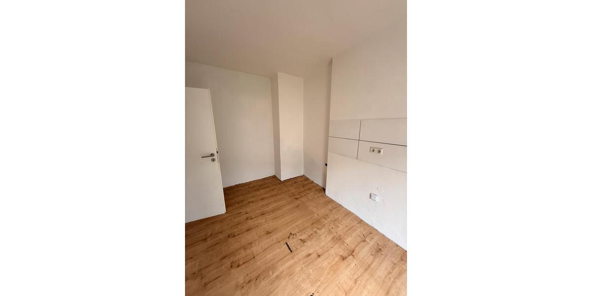 Erdgeschoßwohnung Dortmund Hombruch - 2 Zimmer, 65 m&sup2;, 580&euro; | Angebot:26454207
