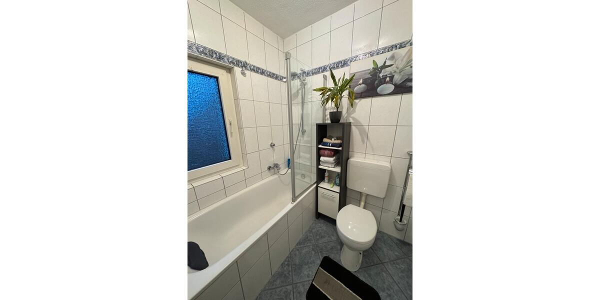 Dachgeschoßwohnung Herne Wanne - 2.5 Zimmer, 52 m&sup2;, 495&euro; | Angebot:24784278