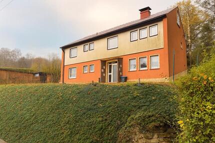 Einfamilienhaus mit Einliegerwohnung und Traumgrundstück 7 zimmer